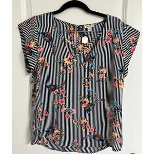 🐦 Lily White Bird Print Blouse – Black & White | Size L | Effortlessly Chic 🐦